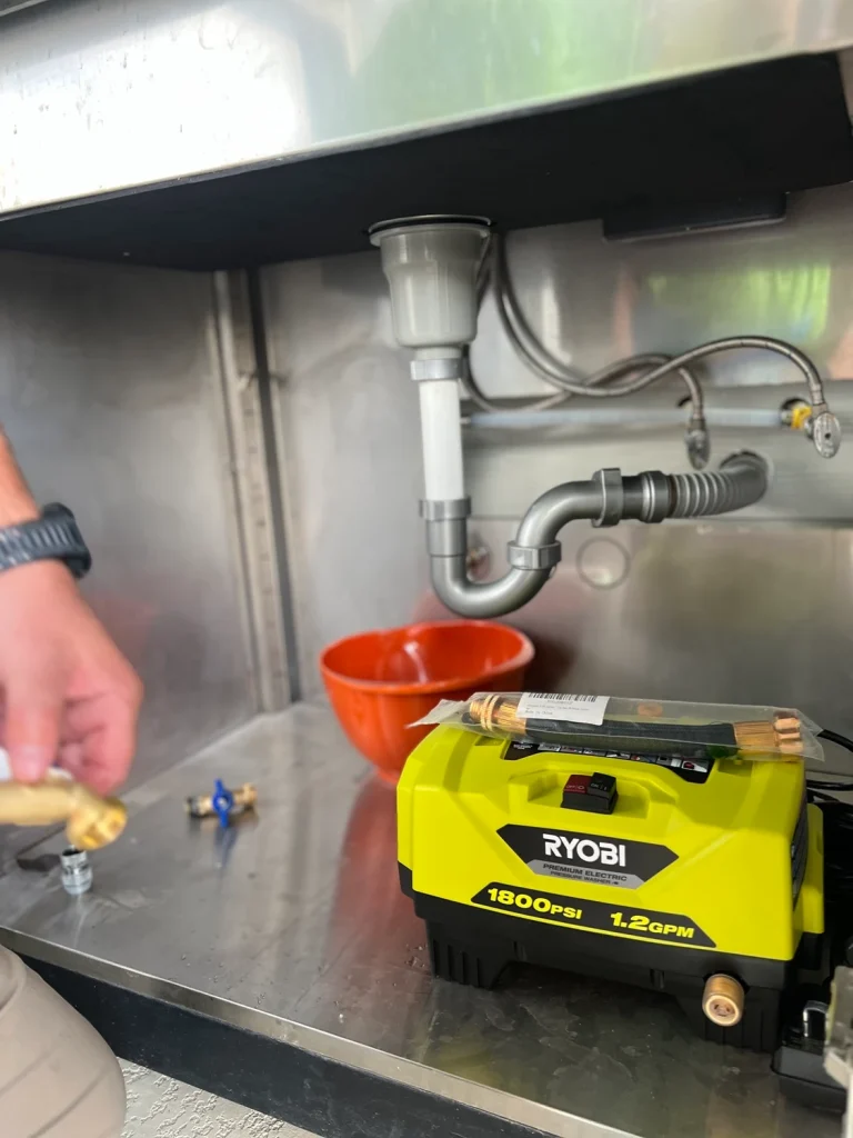 leak repaires helotes texas pawsome plumbing